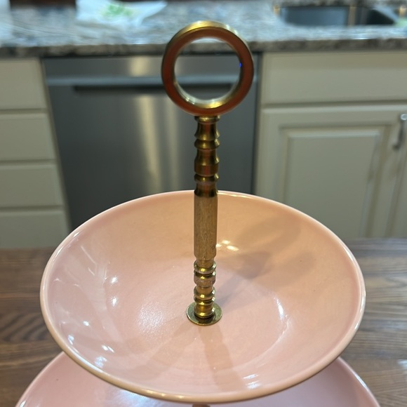 Vintage Elegant Pink 3-Tier Serving Tray with brass - Picture 5 of 6
